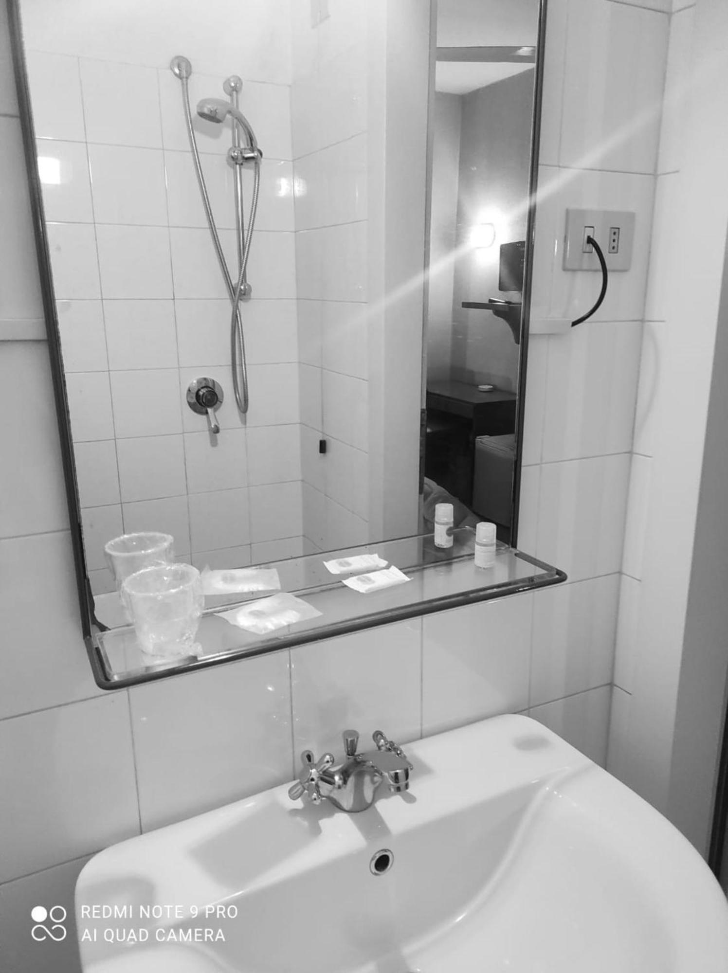 Hotel Centrale Chiusi Oda fotoğraf